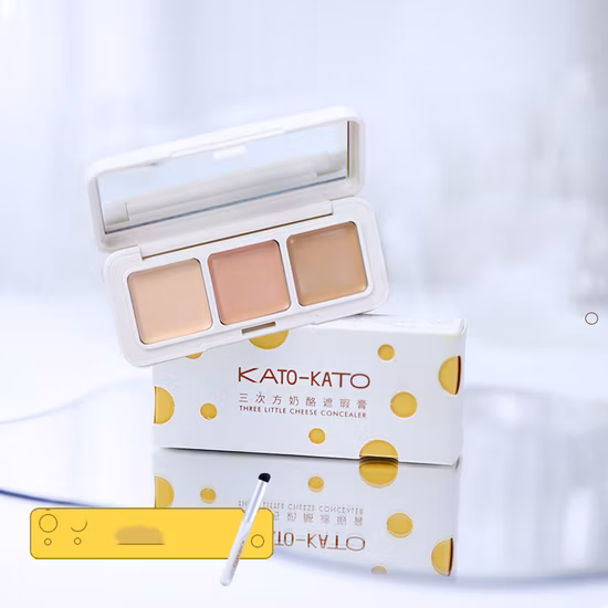 Kato Tricolor Plate Covers The Face with Spots Acne Marks and Dark Circles Concealer